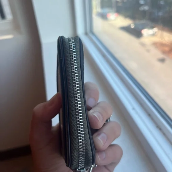 Coach Dark Sage Leather Card Holder - Picture 4 of 7